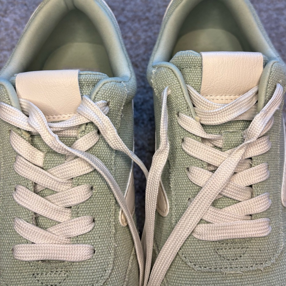 Dolce Vita DV Braiden Sage Green Avacado Womens Lifestyle Sneakers size 10 - Picture 9 of 11
